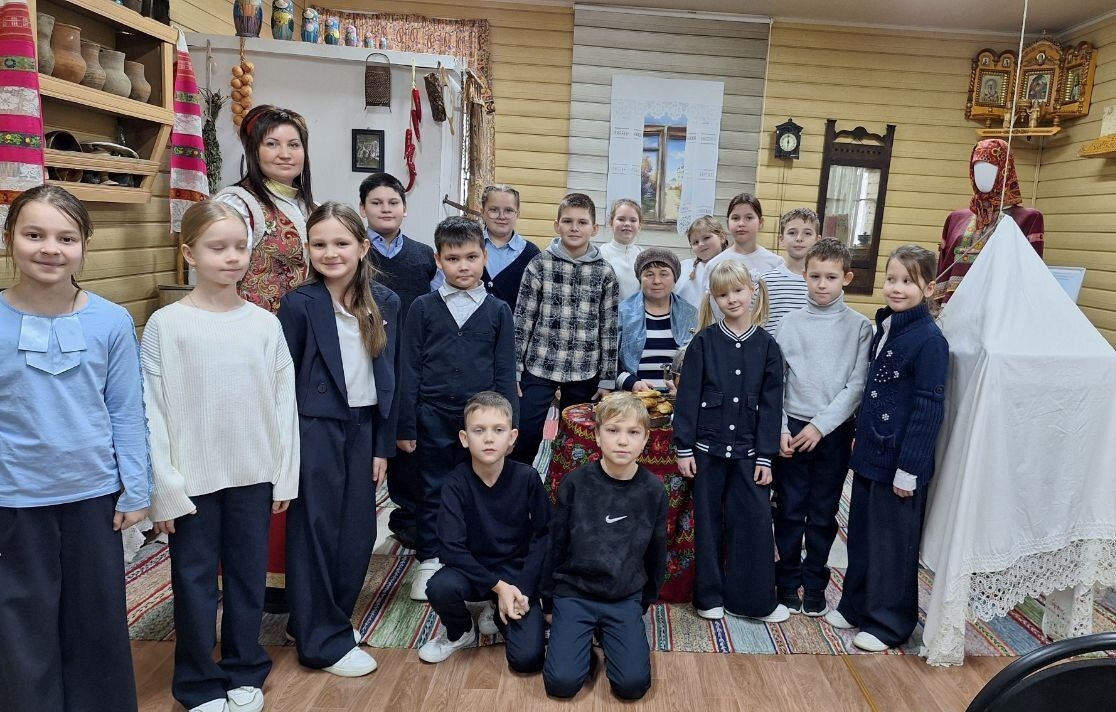 Изучение родных традиций начинается с детства