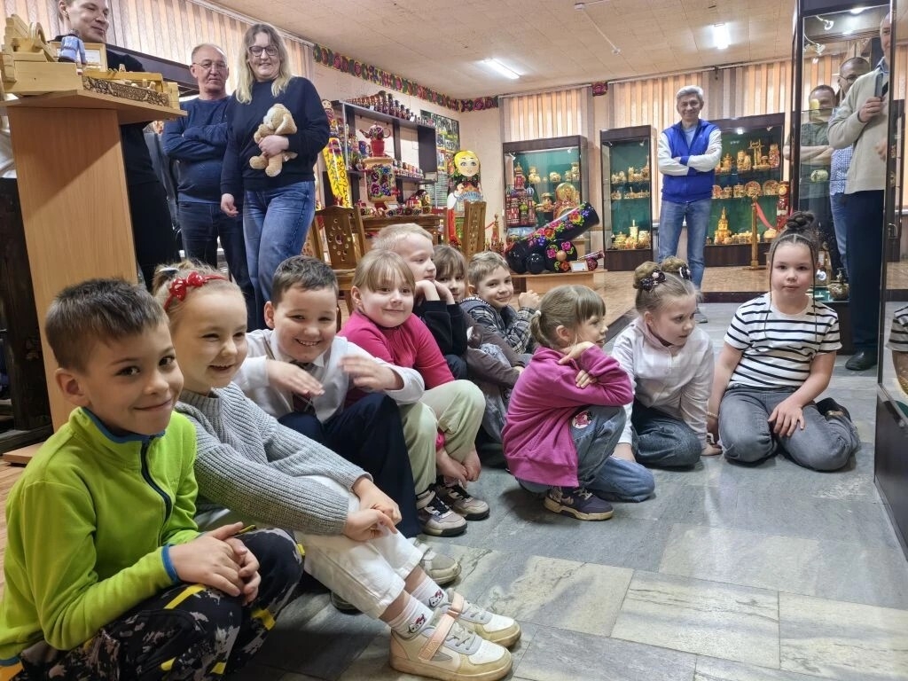 Экскурсанты из города Саров