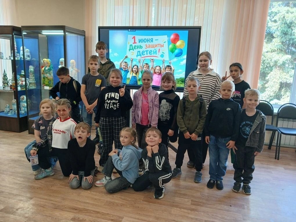 С Днем защиты детей!